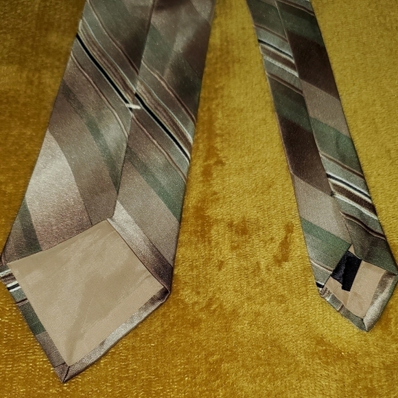 Tan, Cream, Green Diagonal Striped Tie New - Picture 6 of 6